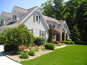 Landscapers and Lawncare Services in Glenwood, AR